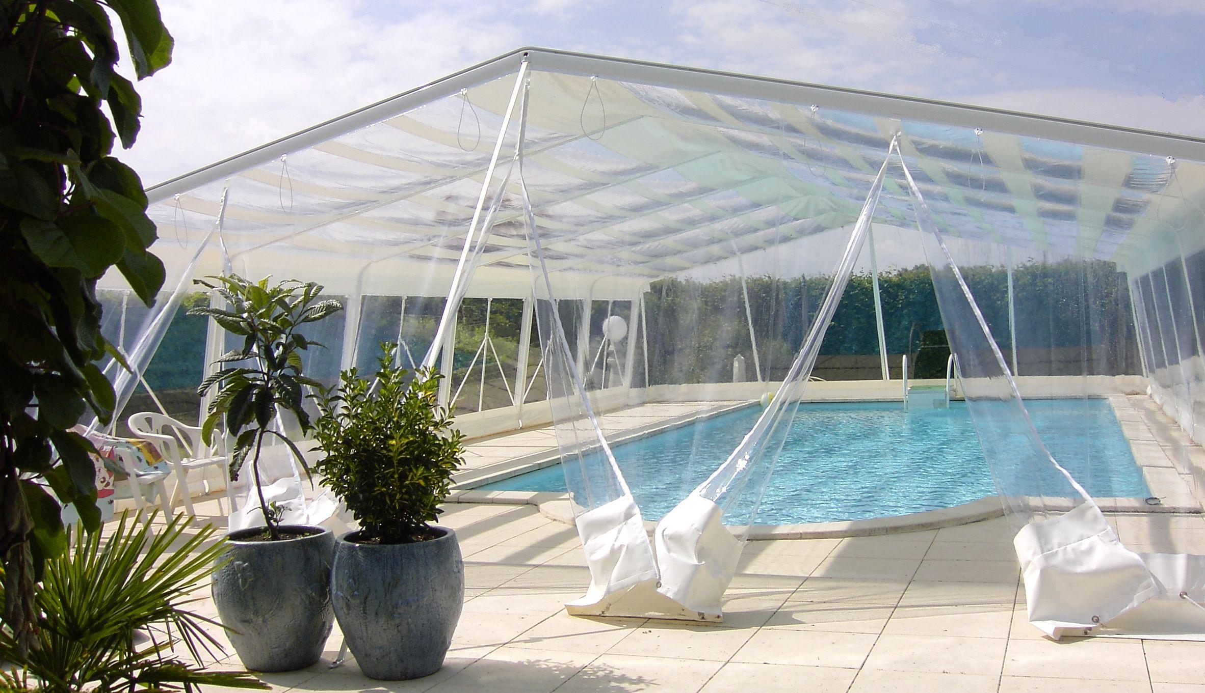 Amazone full-height folding pool enclosure